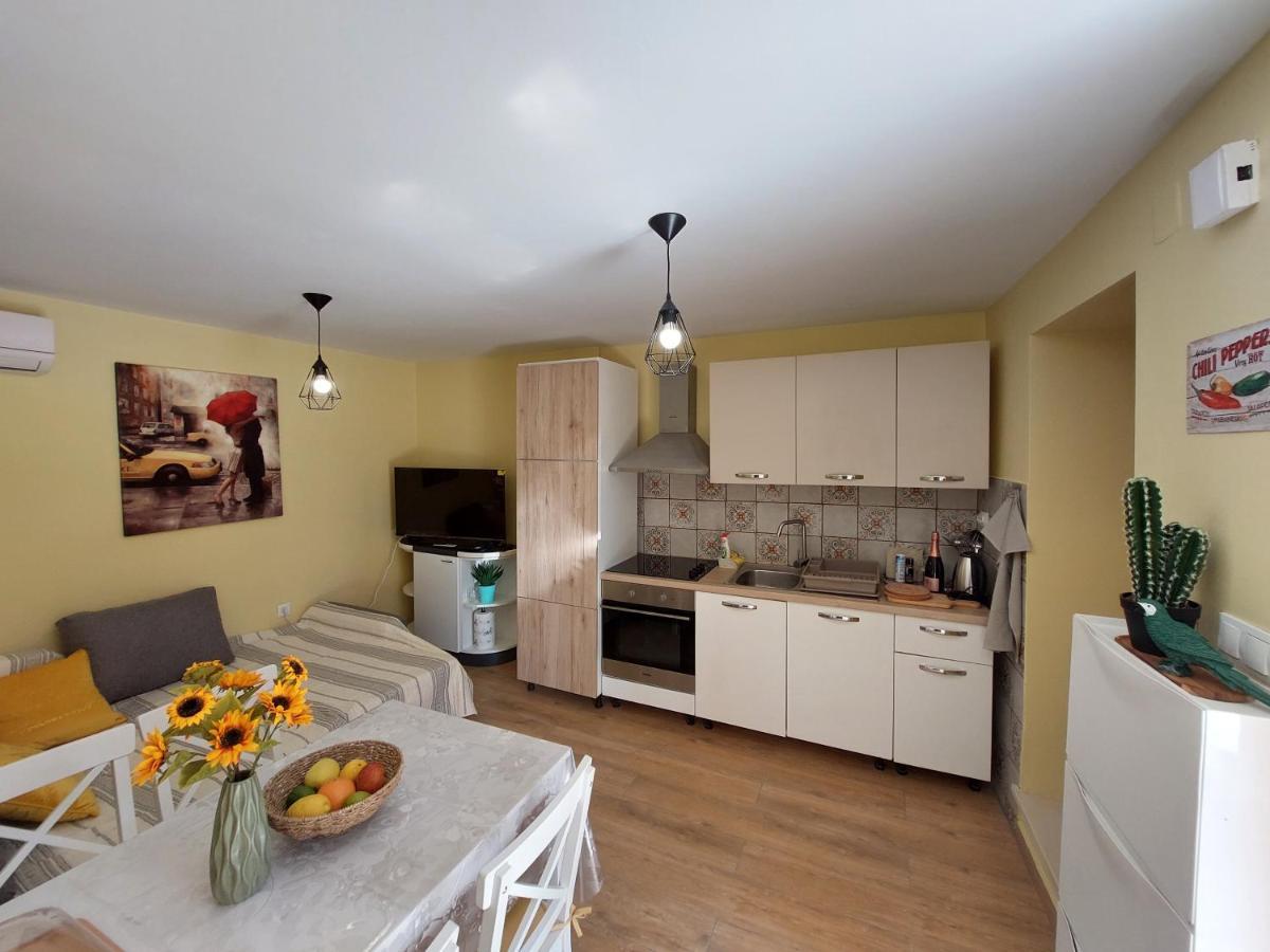 Mexicana Apartment Yellow ザダル エクステリア 写真