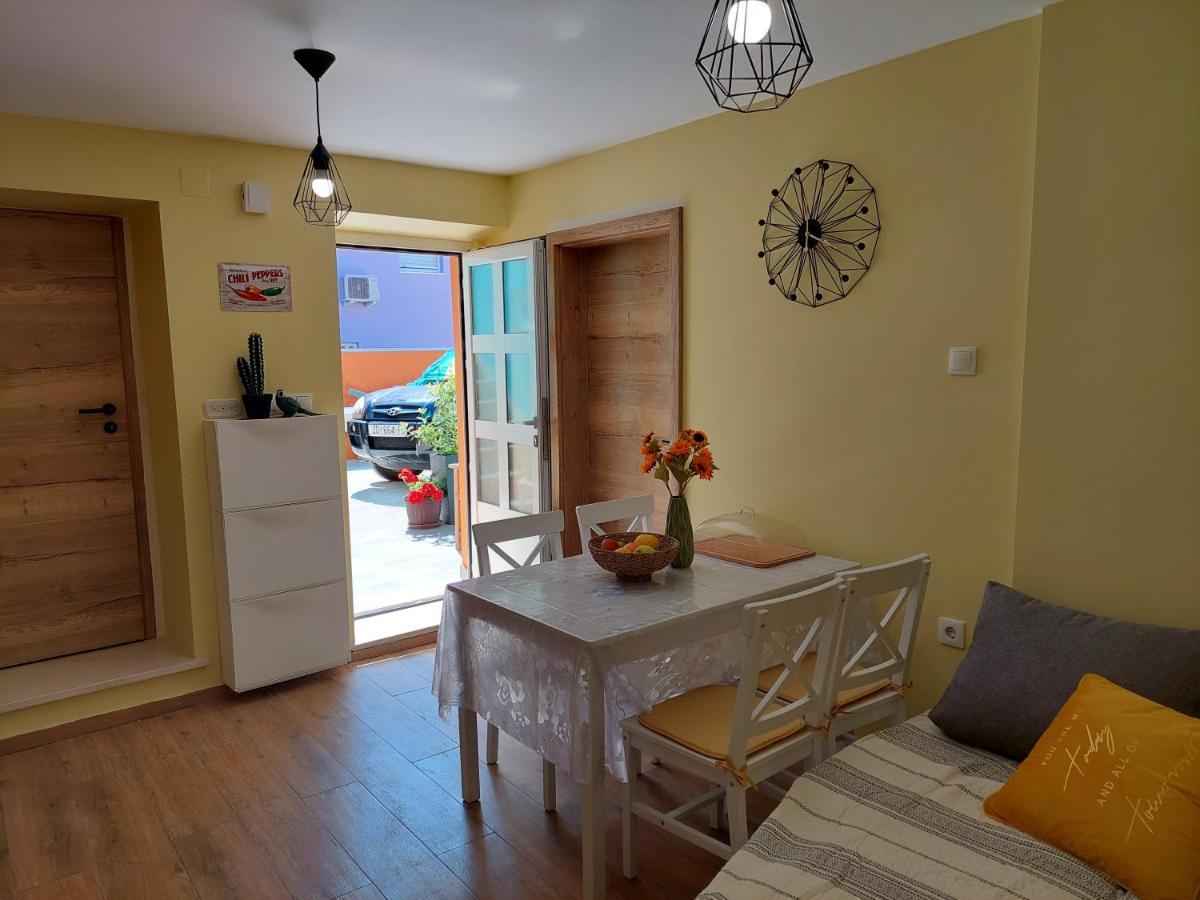 Mexicana Apartment Yellow ザダル エクステリア 写真